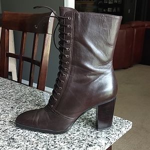 JACQUELINE FERRAR Heeled Booties